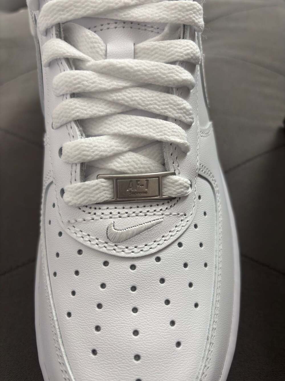 Nike Air Force 1 Low x Supreme 'Box Logo - White' (CU9225-100) - Picture 3 of 8